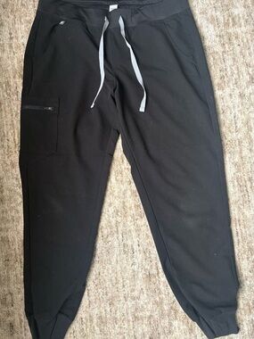 Black figs Scrub joggers